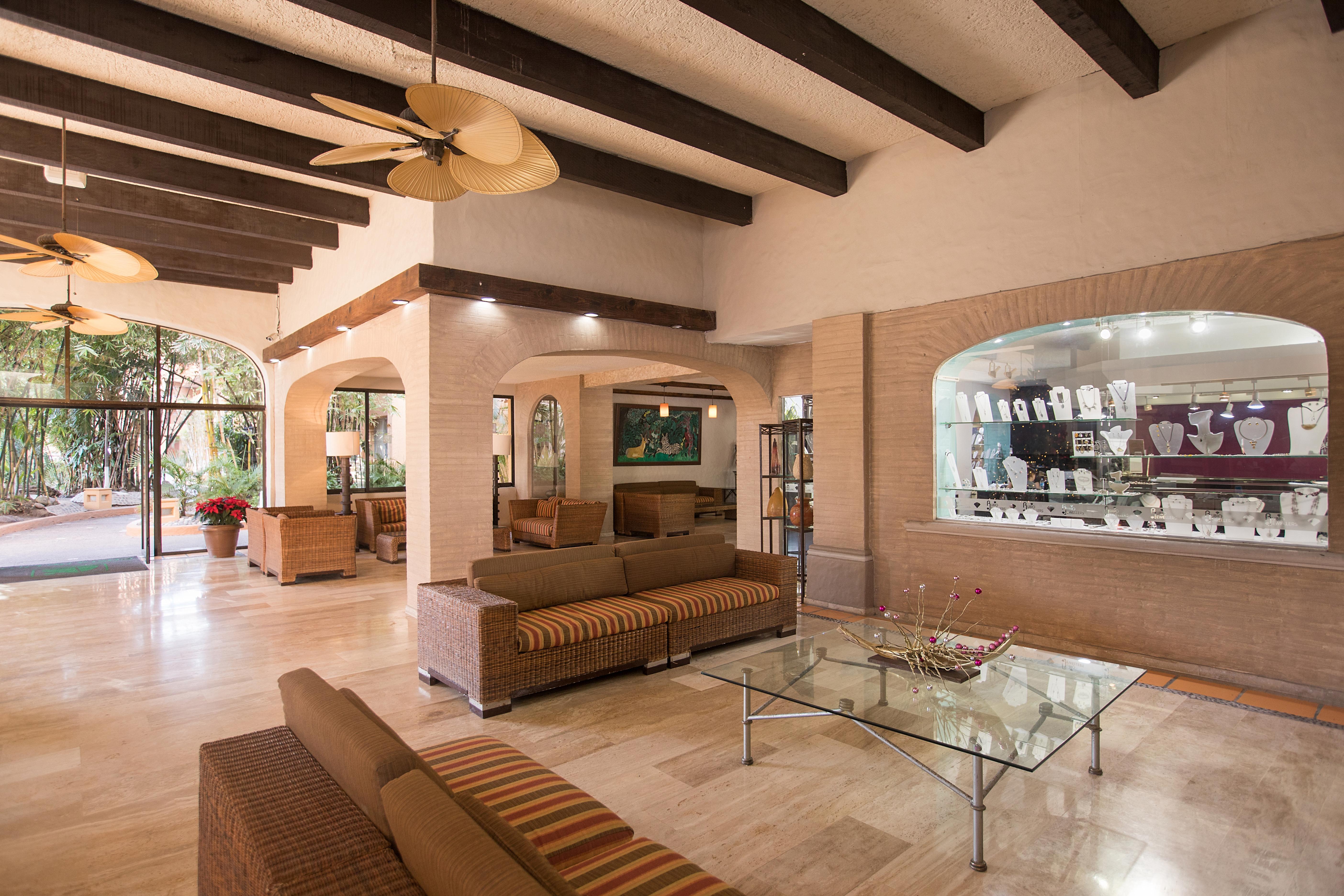 Costa De Oro Beach Hotel Mazatlan Exterior photo